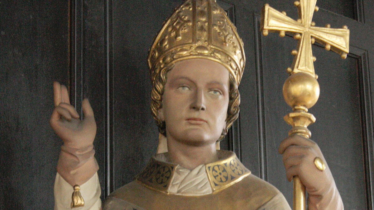 SAINT CYPRIEN STATUE