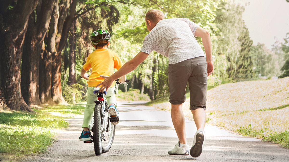 DAD,KID,BIKE