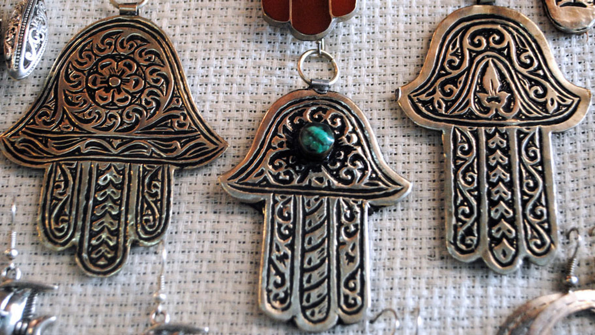AMULET