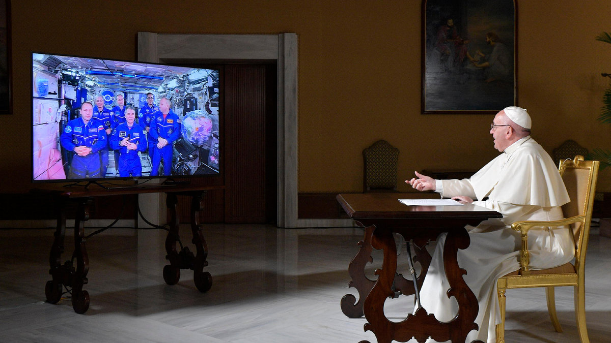 POPE ISS