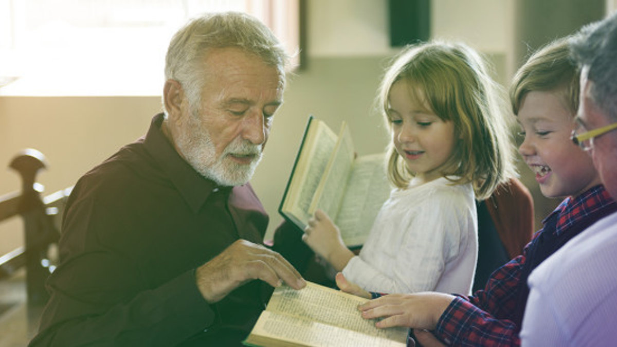 web3-teacher-bible-kids-catechist-shutterstock_594141389-rawpixel-com-ai.jpg