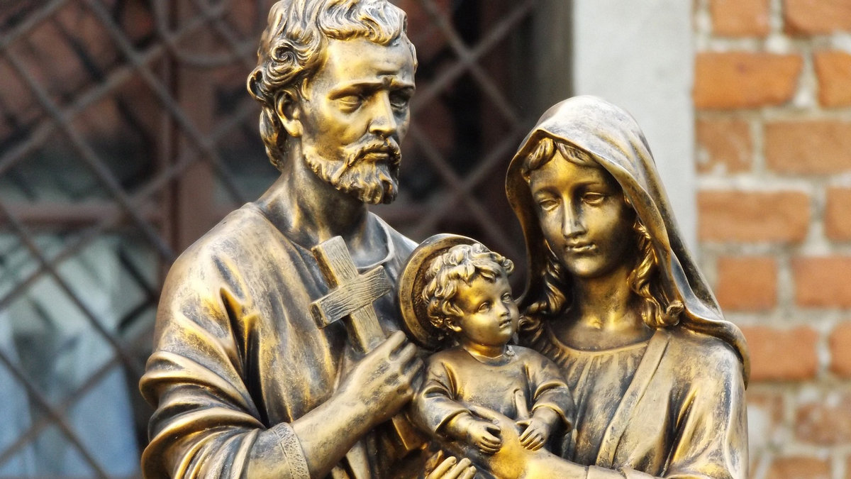 HOLY FAMILY