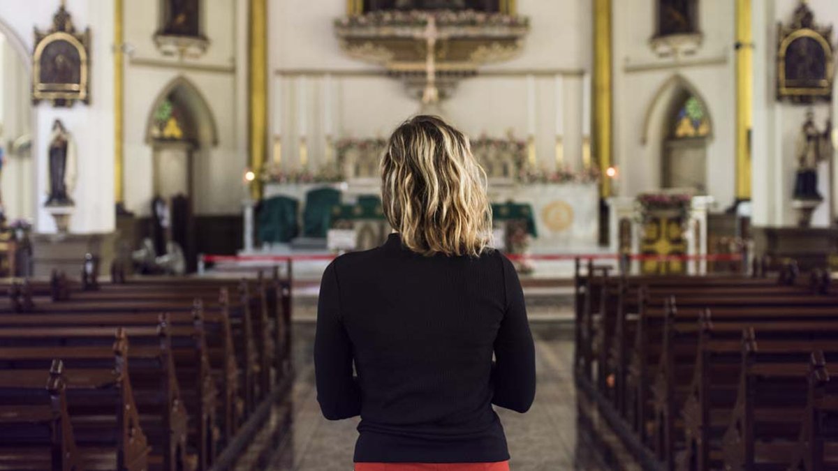 WOMAN,CHURCH,MASS