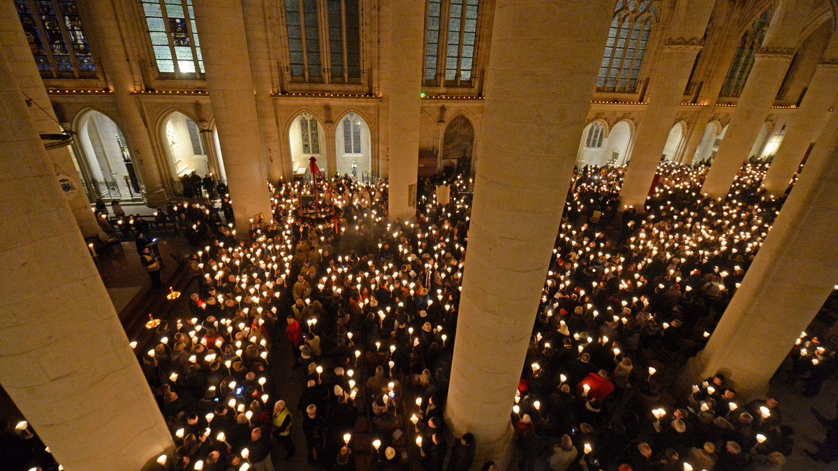 Procession de la saint Nicolas à Saint-Nicolas-de-Port en Lorraine