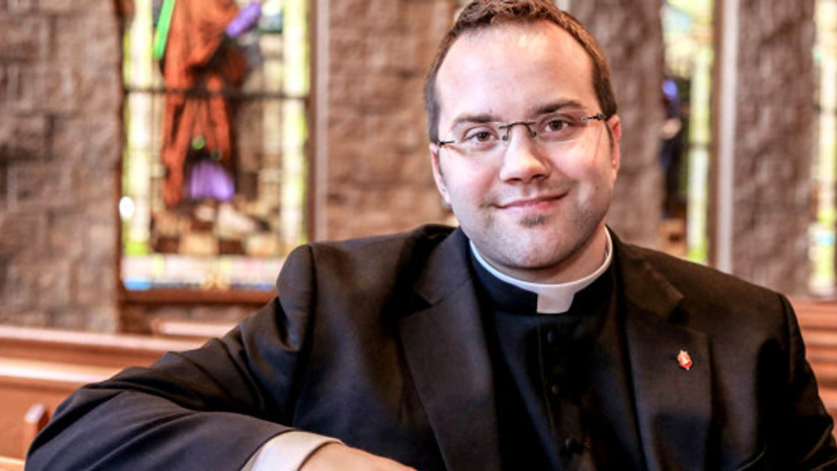 web3-fr-edward-looney-holy-water-while-traveling-fr-edward-looney-facebook