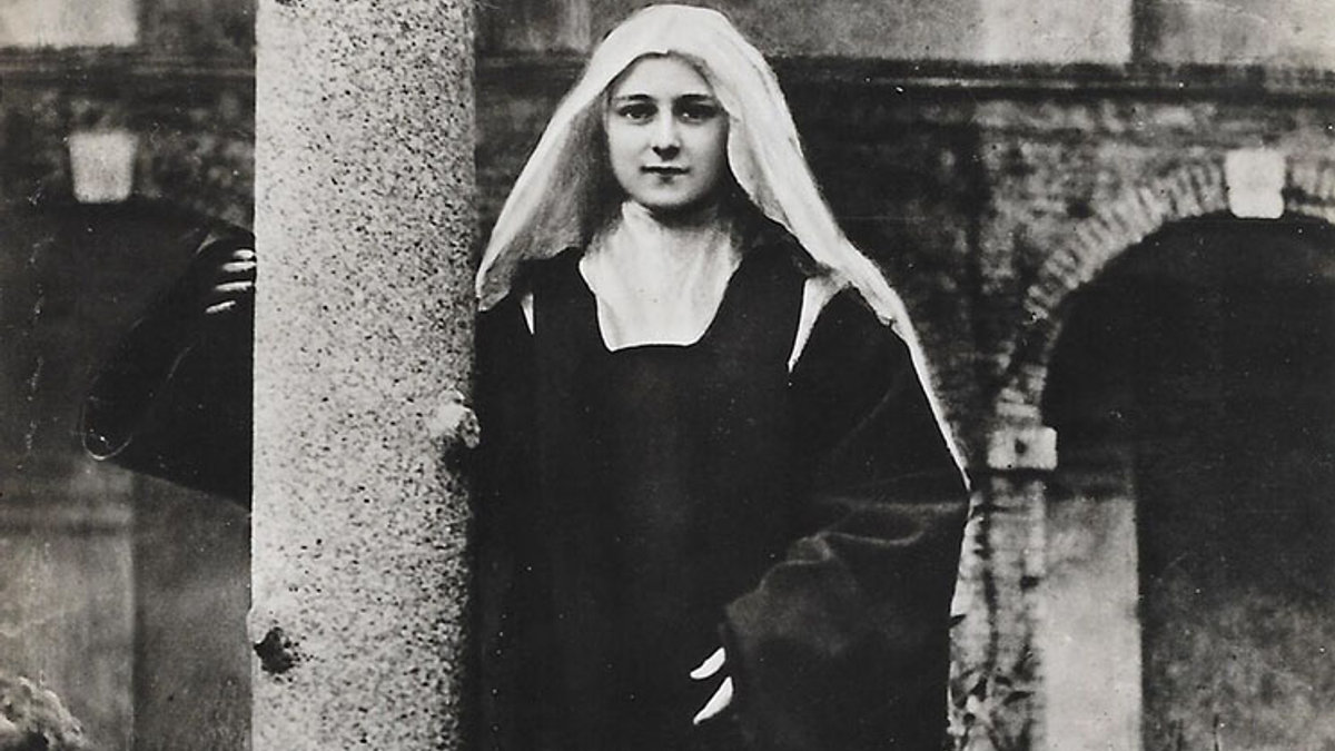 web-10-01-Saint Therese of Lisieux-publicdomain 745×450