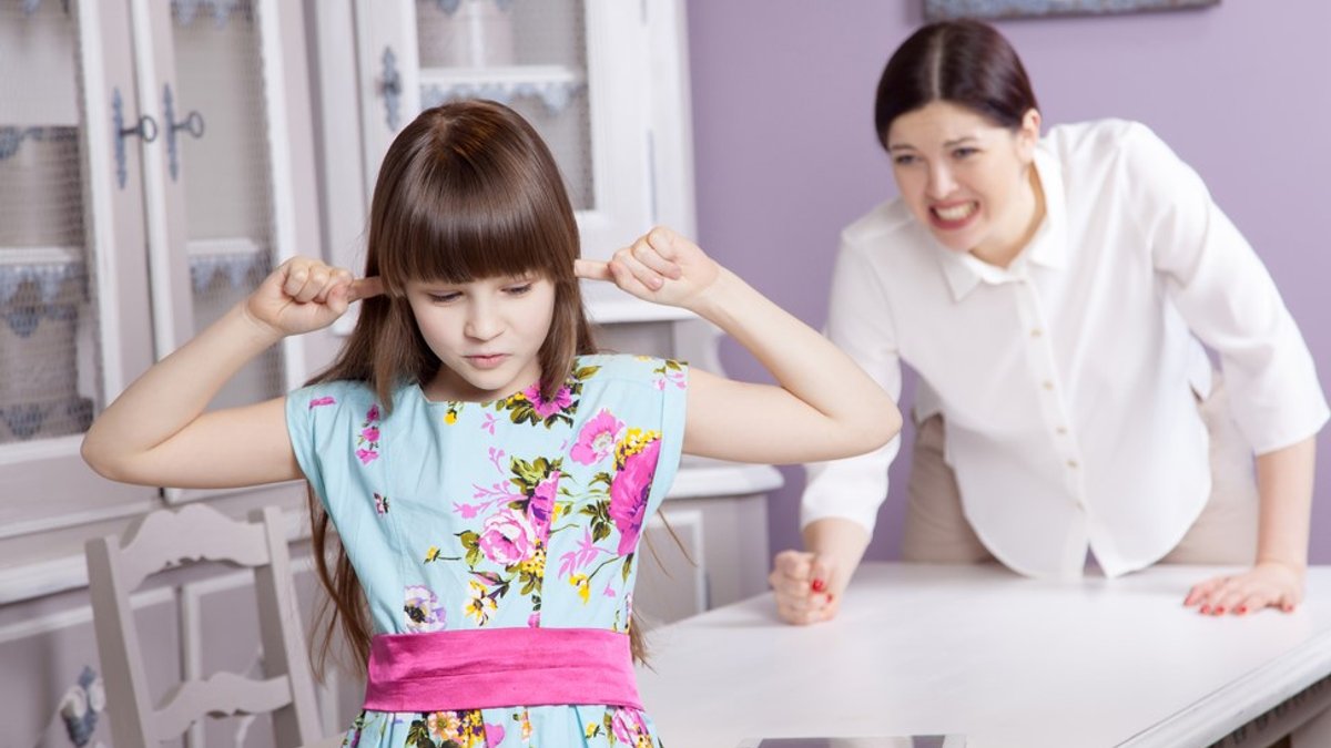 Daughter and mother arguing