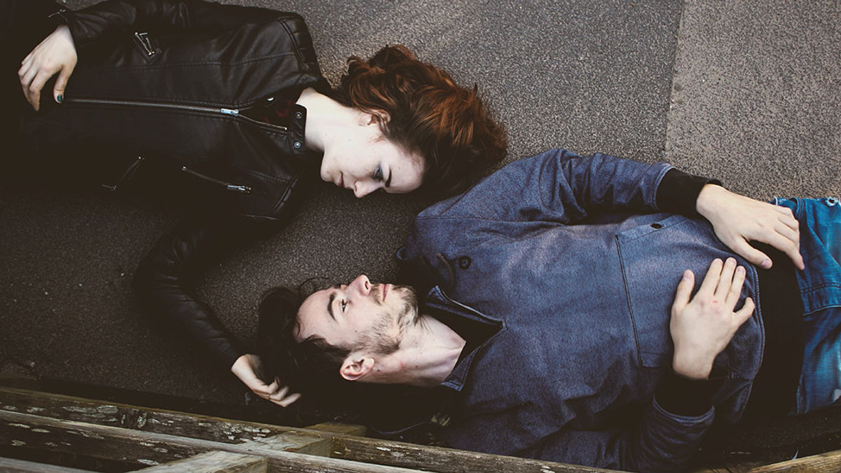 COUPLE