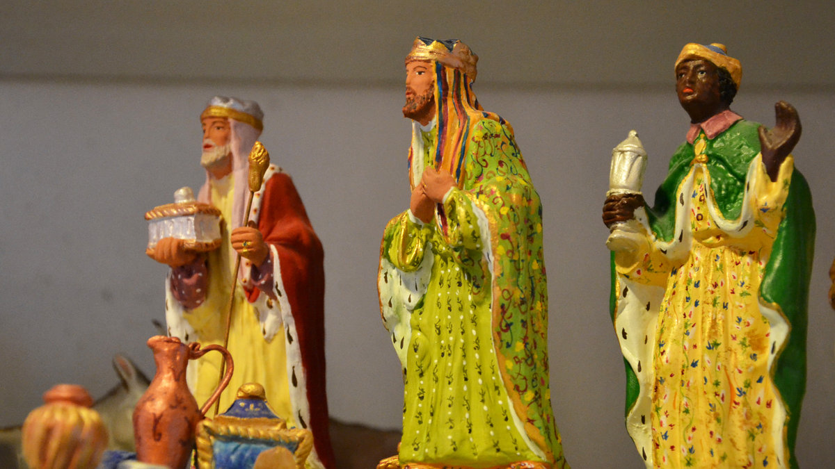MAGES SANTONS