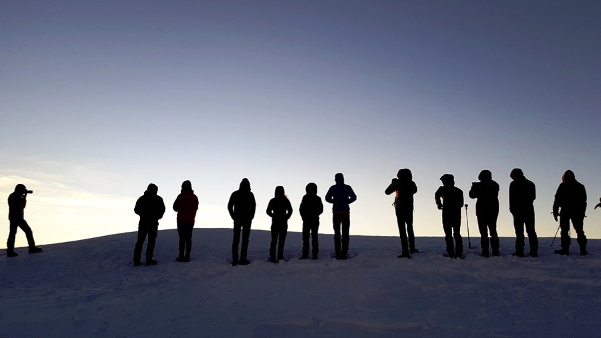 WEB3 SNOW MOUNTAIN SUNRISE COLD JAKA MATIČIČ DRUŽINA