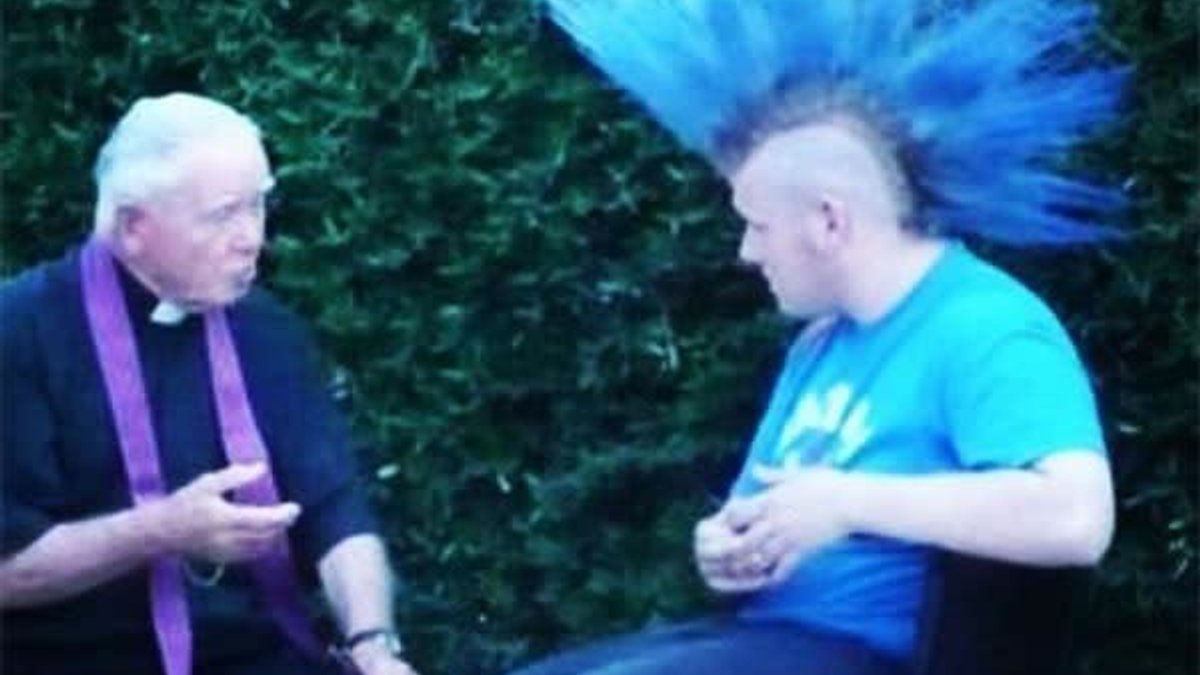 web-confession-punk-priest-first-impression-religion-deia63-instagram