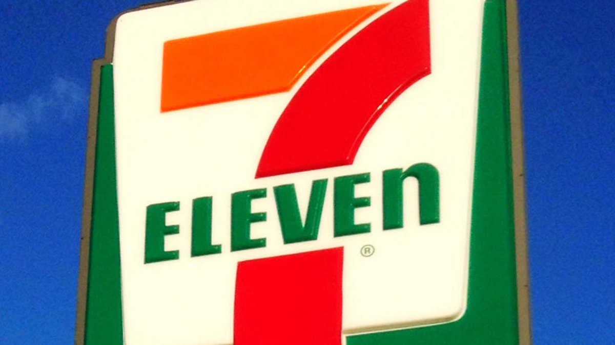 711