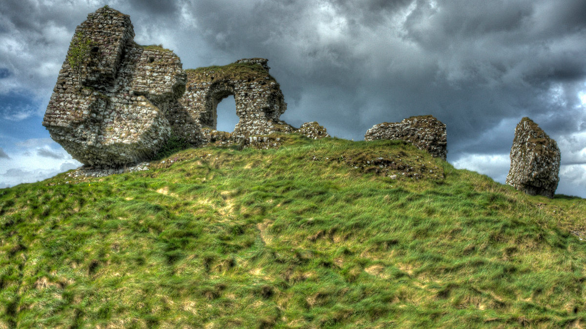 CLONMACNOISE