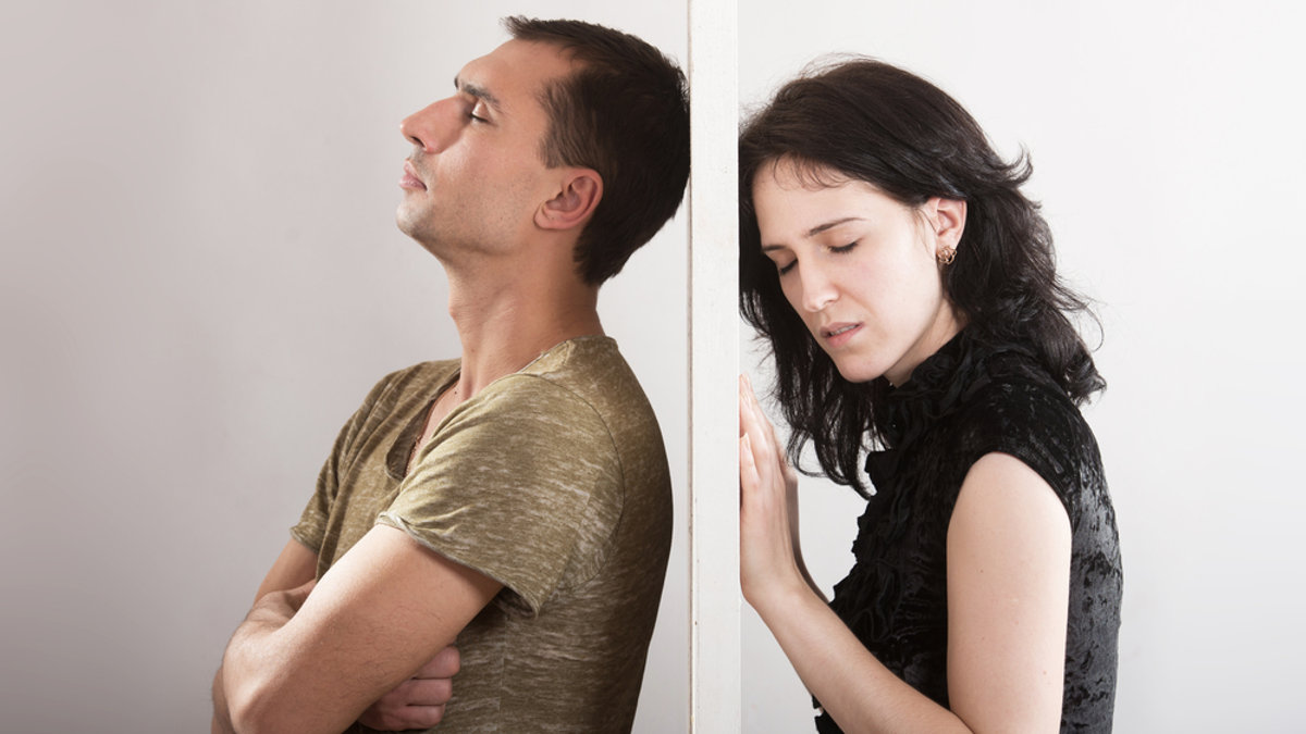 couple_crisis_shutterstock_180635594