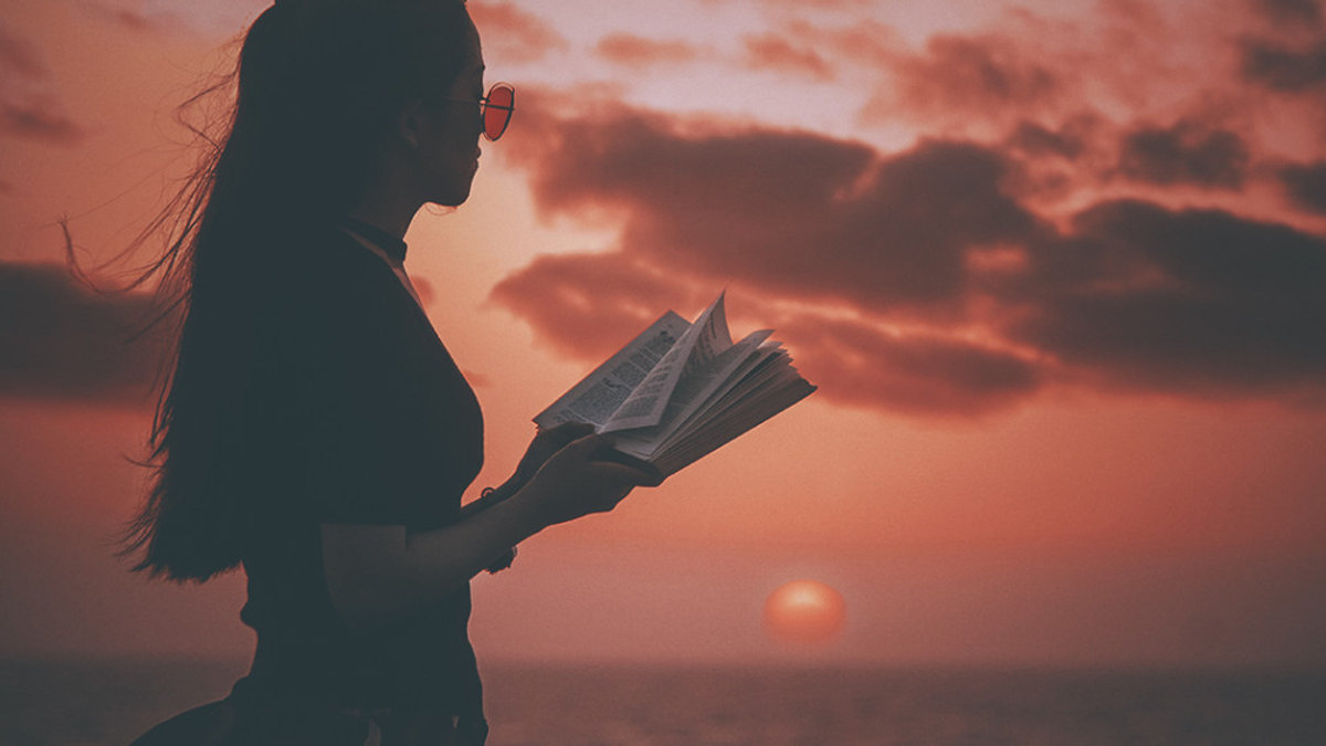 web-meme-en-st-andre-bessette-aziz-acharki-unsplash
