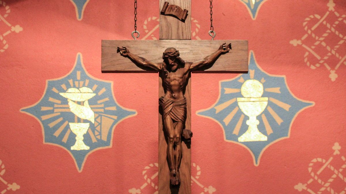 JEZUS NA KRZYŻU