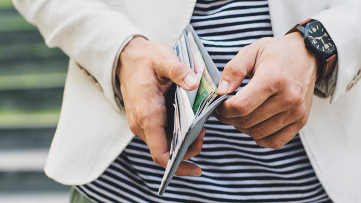 MAN WITH WALLET