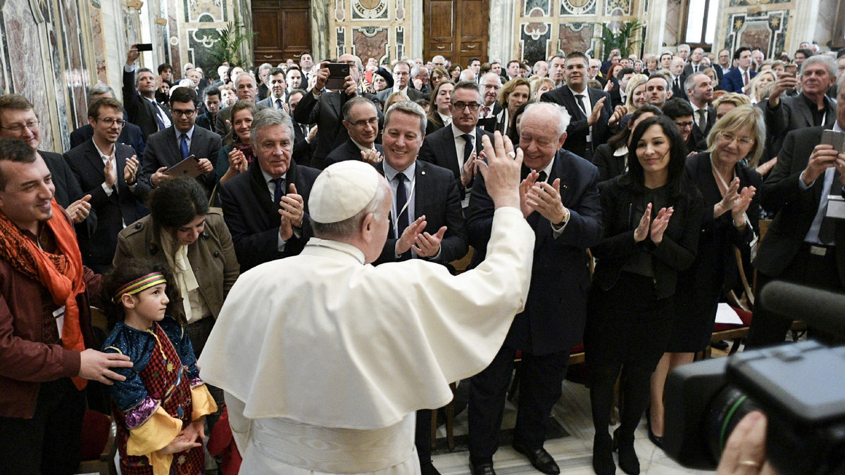 POPE PARLAMENTARIANS