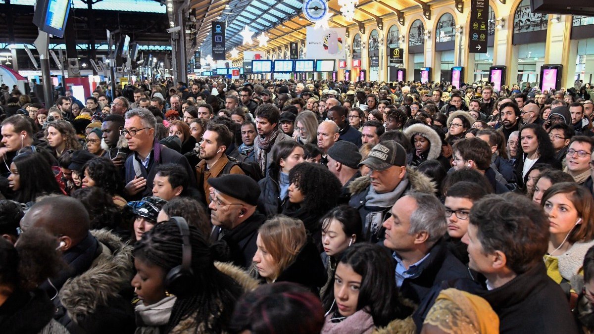 FRANCE-STRIKE.jpg