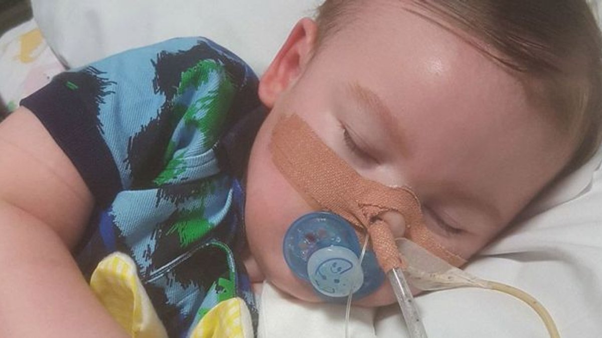 Alfie Evans bebê