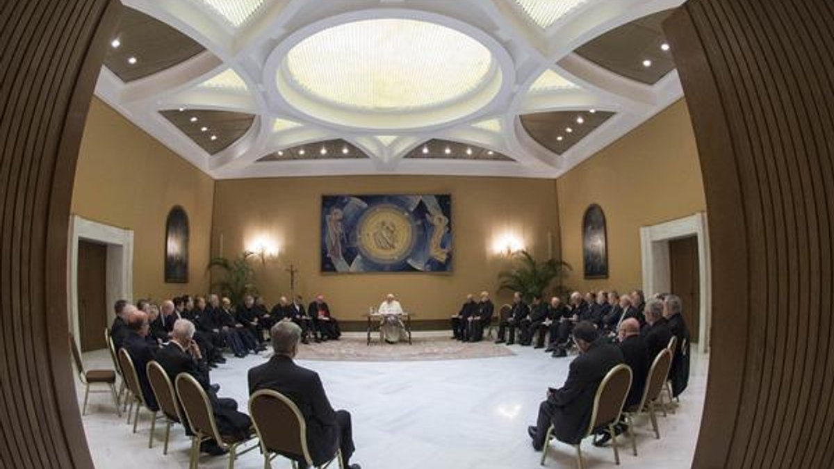 FOTO_prima_riunione_SP_-_Vescovi_Cileni.JPG