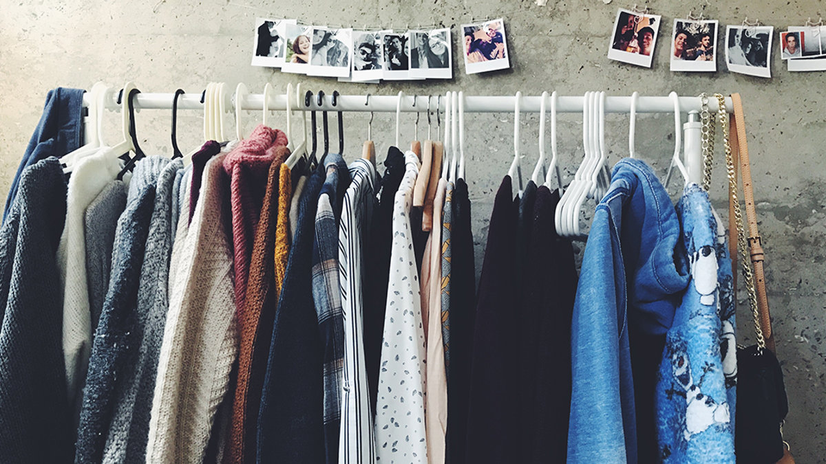 CLOTHES