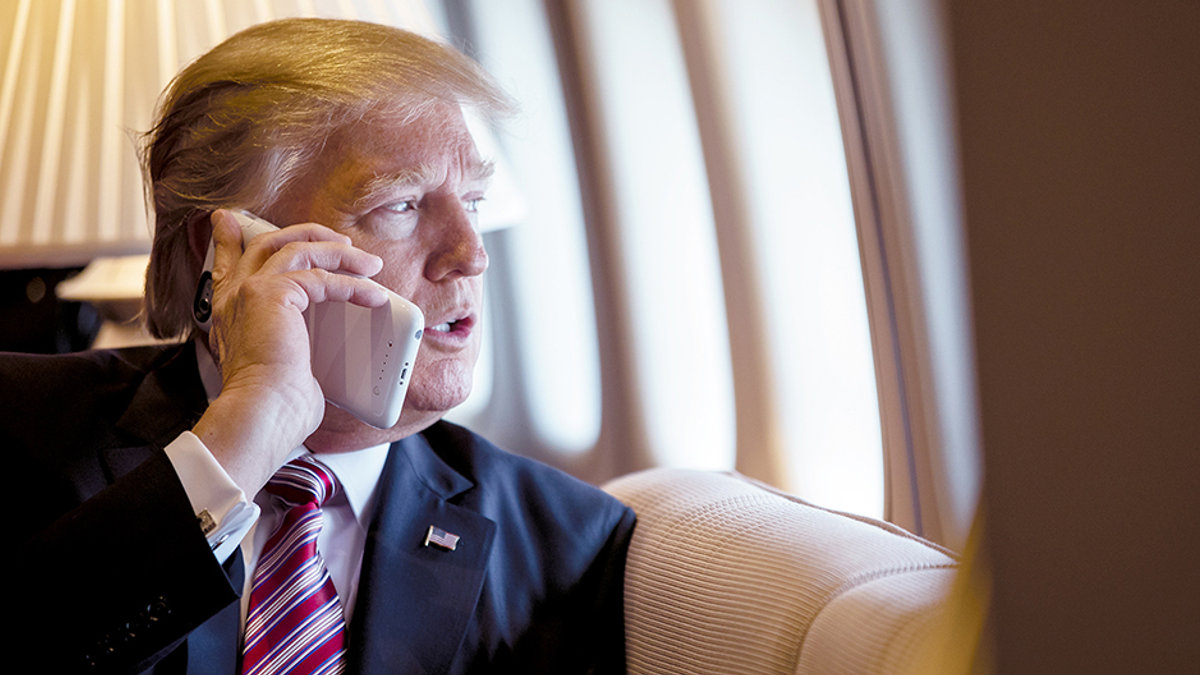 DONALD TRUMP