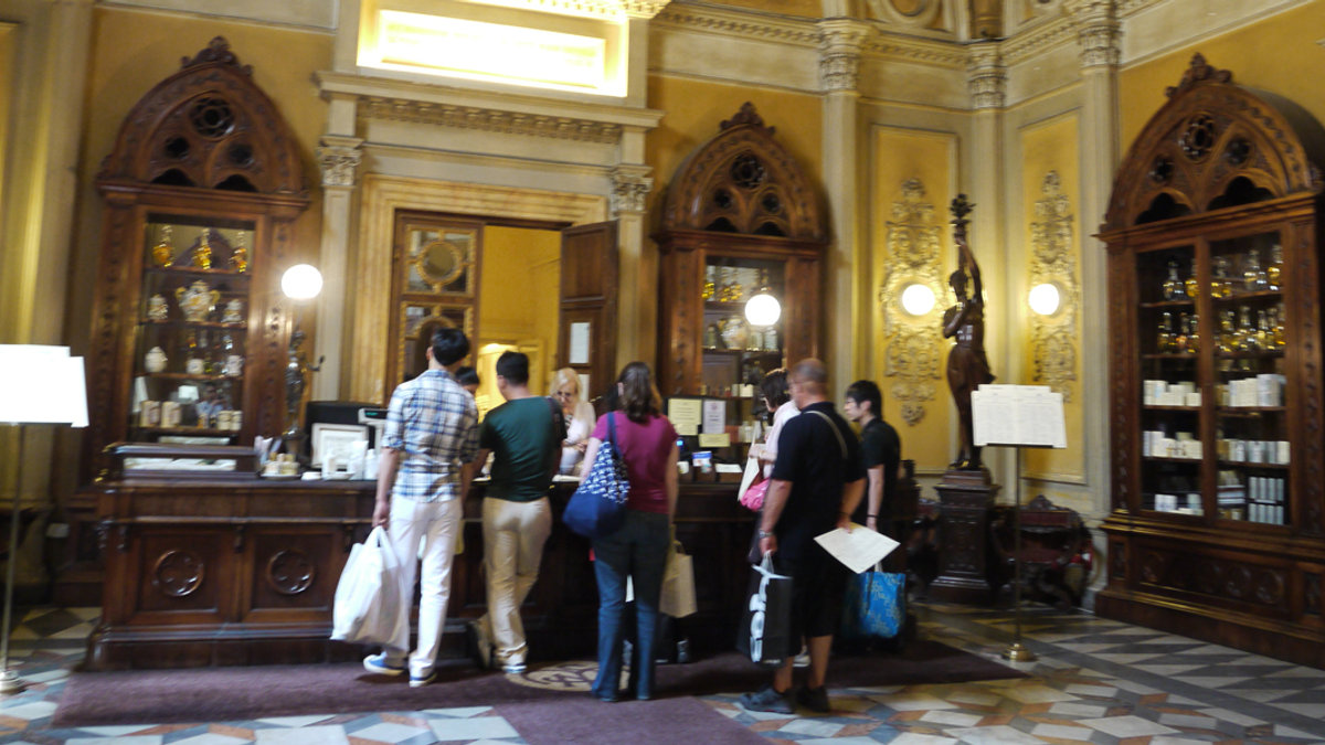SANTA MARIA NOVELLA,PERFUME STORE