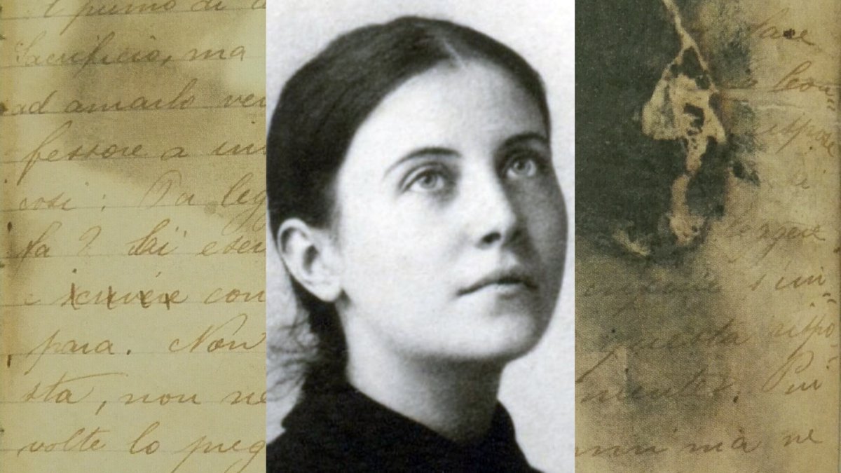 Zdjęcie Gemmy Galgani na tle kartki z jej rękopisu przypalonej przez diabła