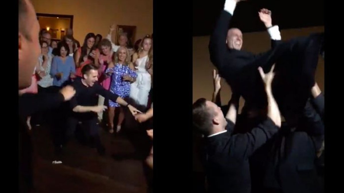 priests-dancing-700×438