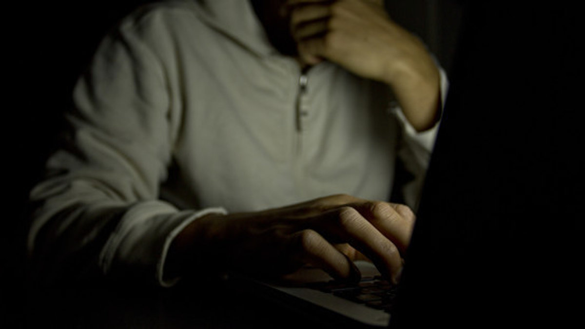 web-3-anonymous-male-on-a-laptop-at-night-concept-of-internet-addiction-shutterstock_169147106