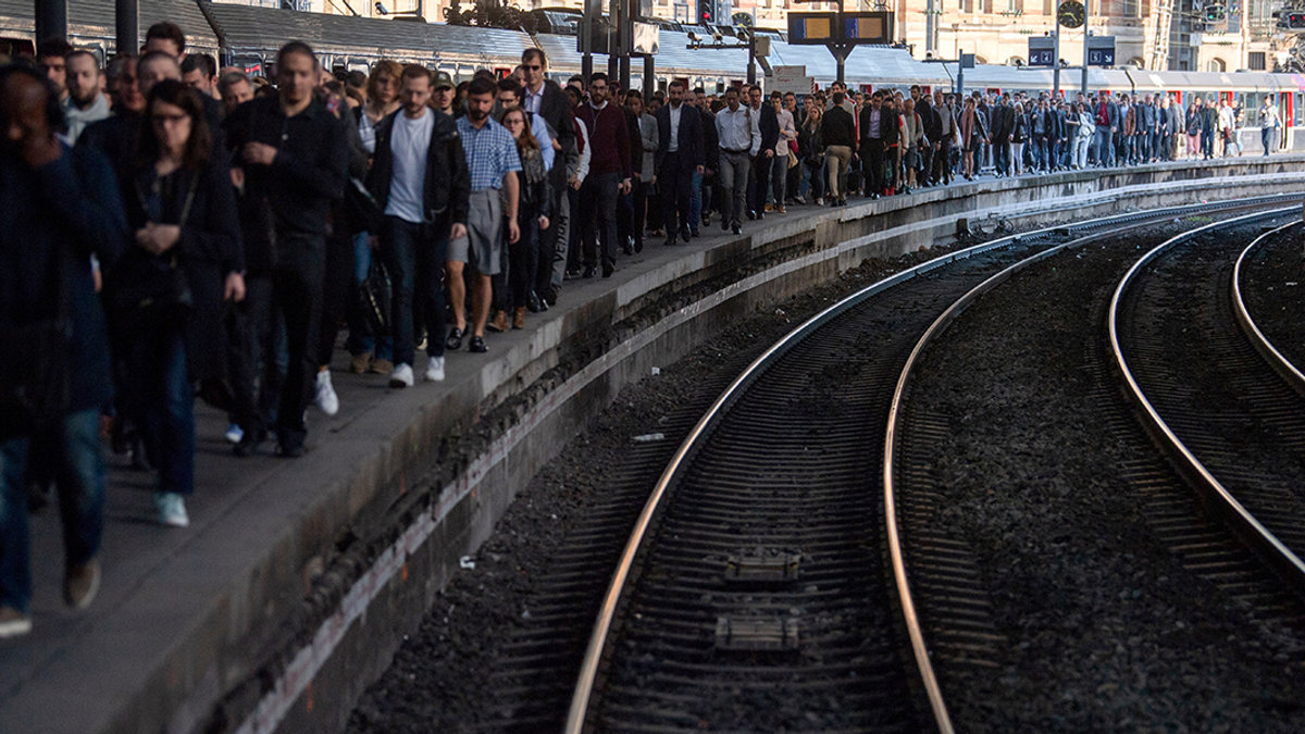 FRANCE TRANSPORT LABOUR