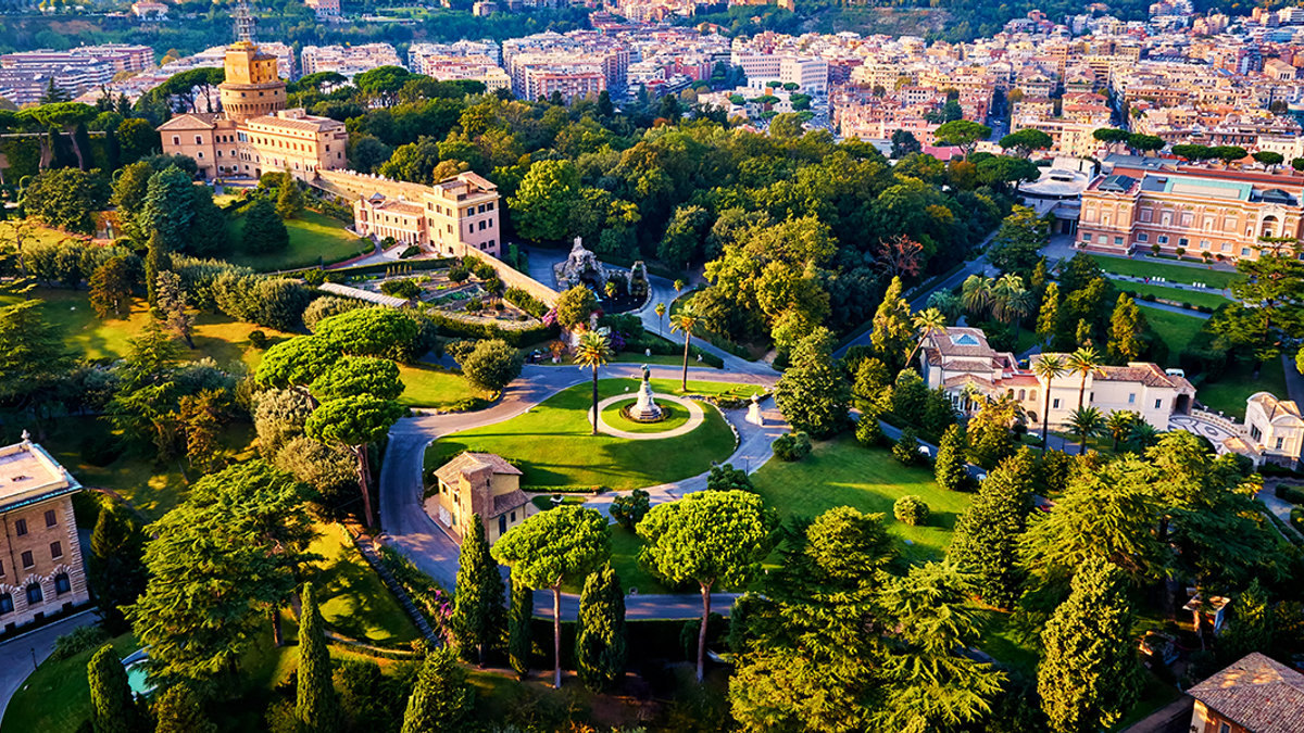 VATICAN GARDENS