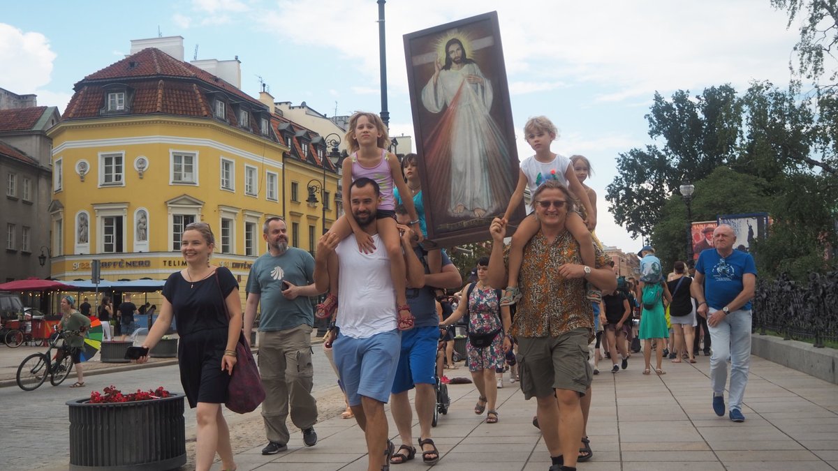 PIELGRZYMKA HIPISÓW NA JASNĄ GÓRĘ