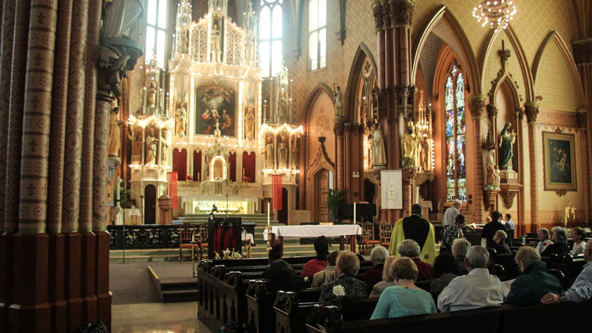 HOLY FAMILY CHURCH