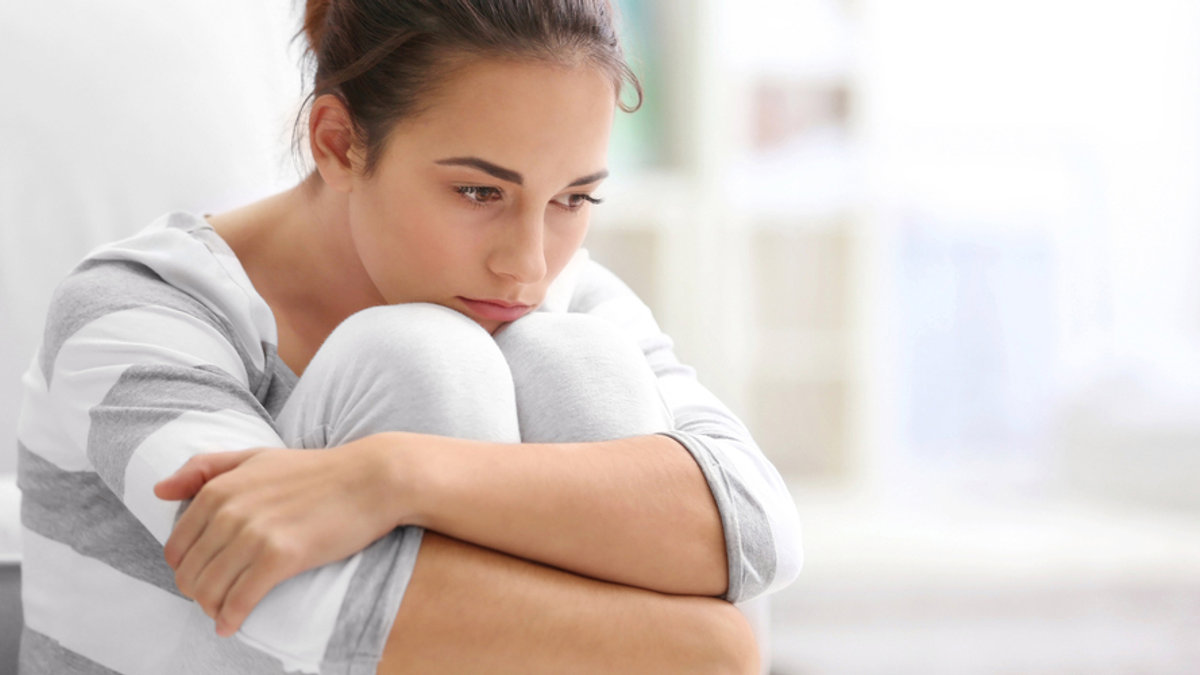 SAD WOMAN