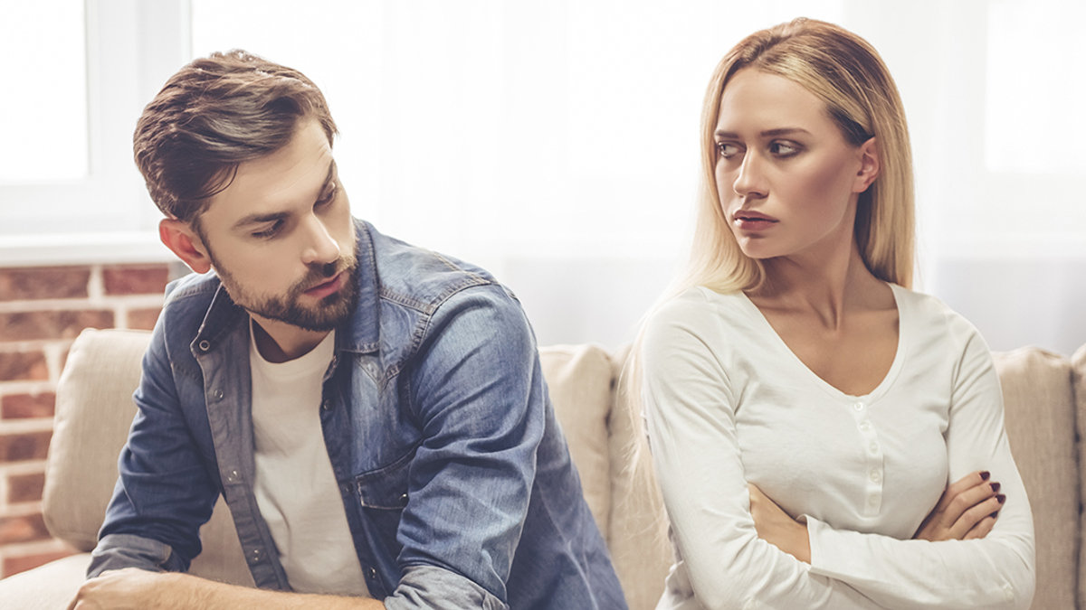 UPSET COUPLE