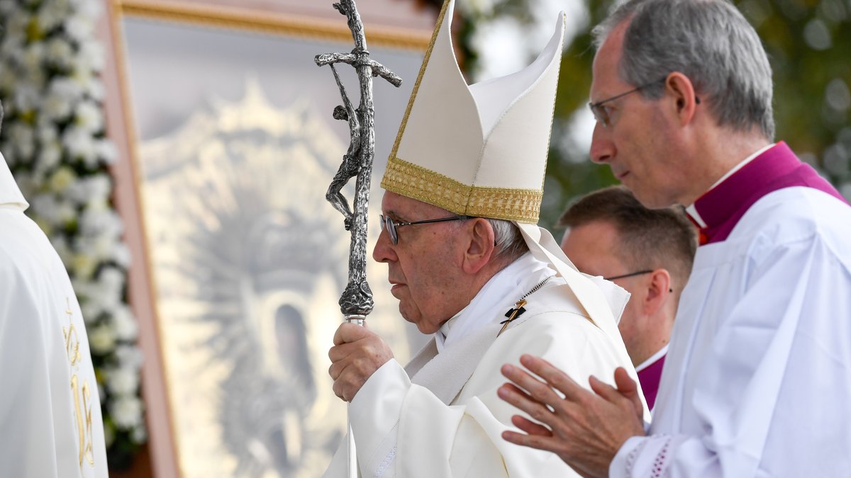 LATVIA-VATICAN-RELIGION-POPE-DIPLOMACY