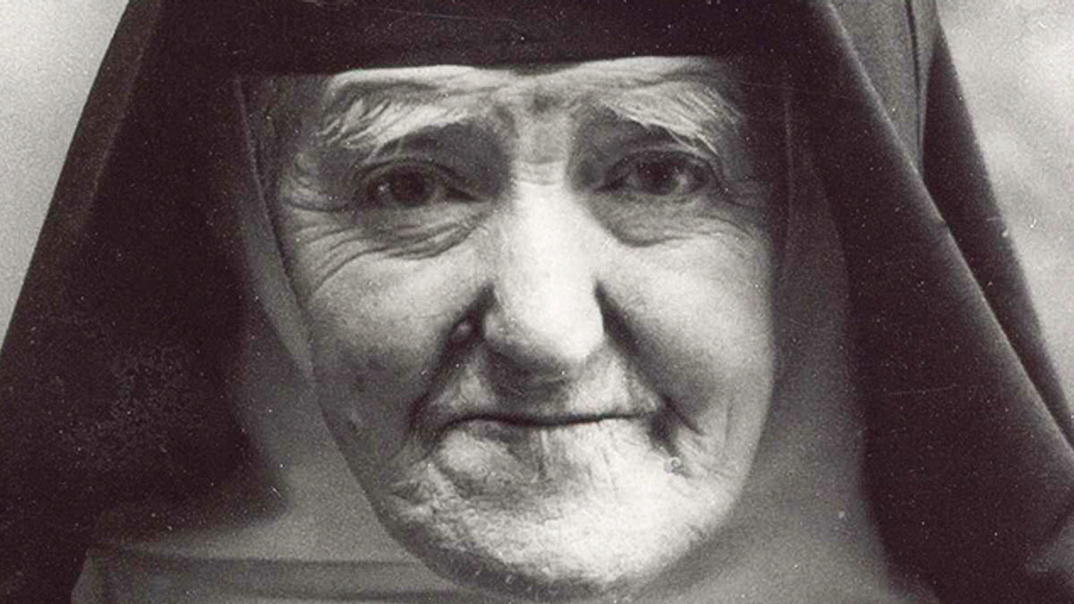 LEONIE MARTIN