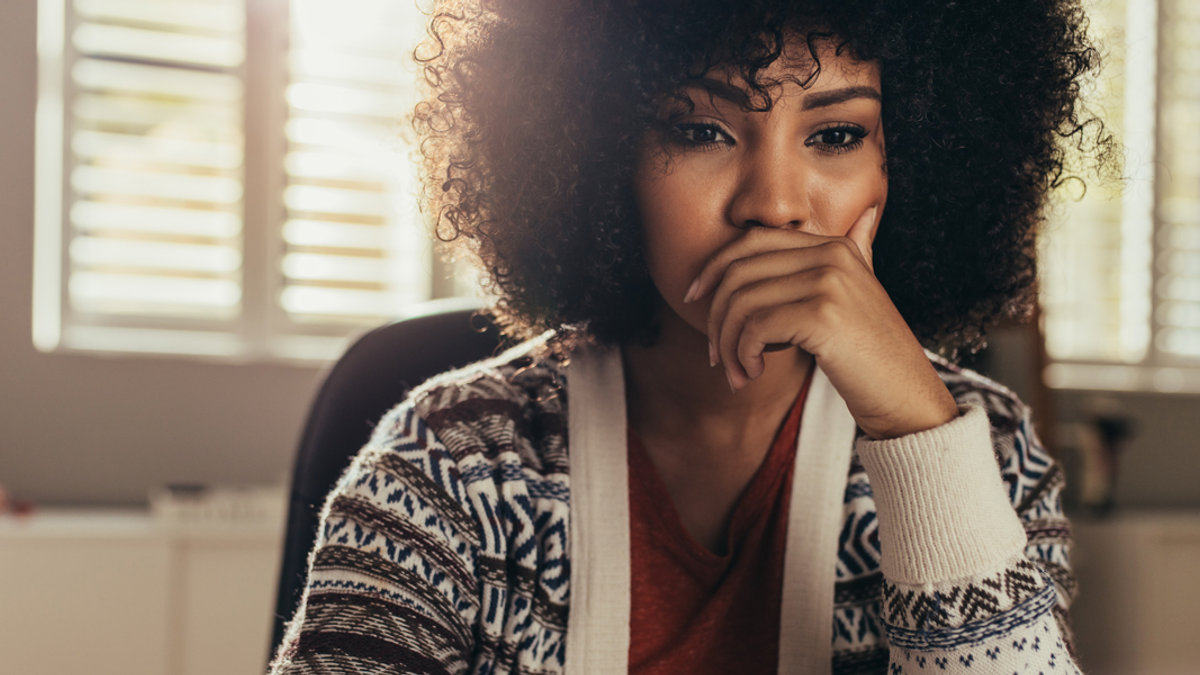 WOMAN,THINKING