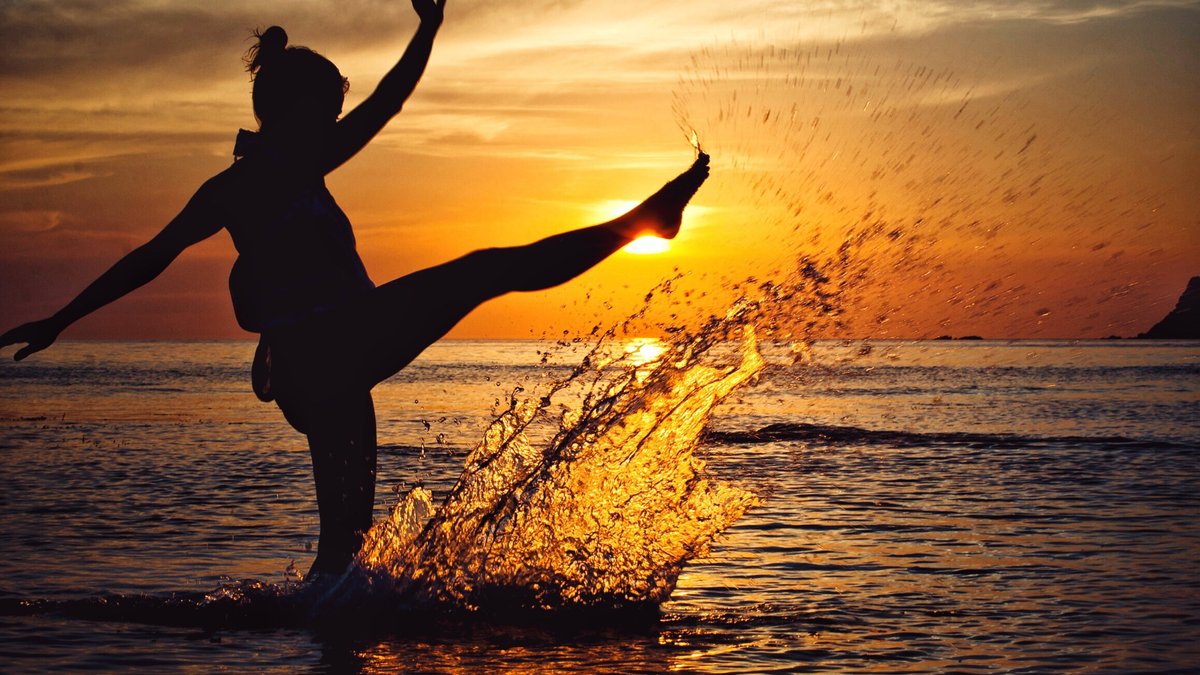 backlit-beach-beautiful-227674
