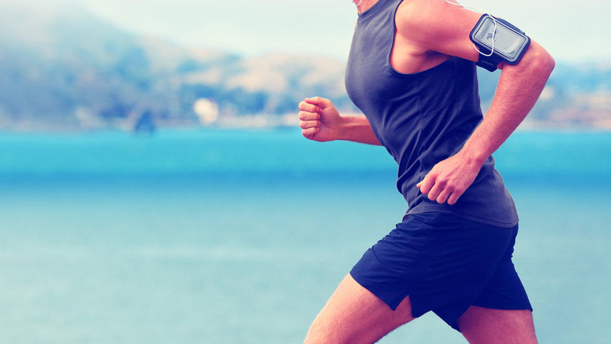 WEB 3 run-shutterstock_251032747