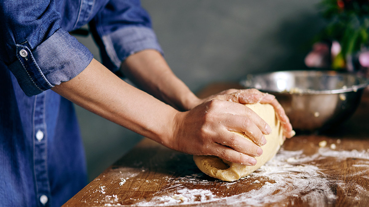 KNEADING BREAD