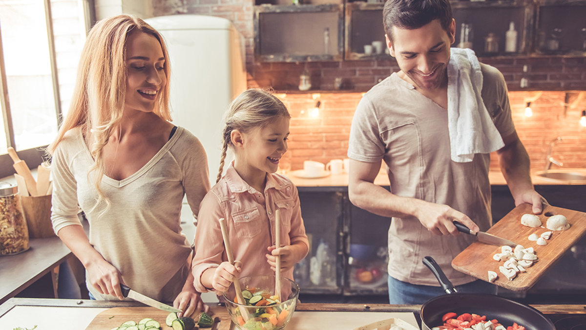 FAMILY COOKING