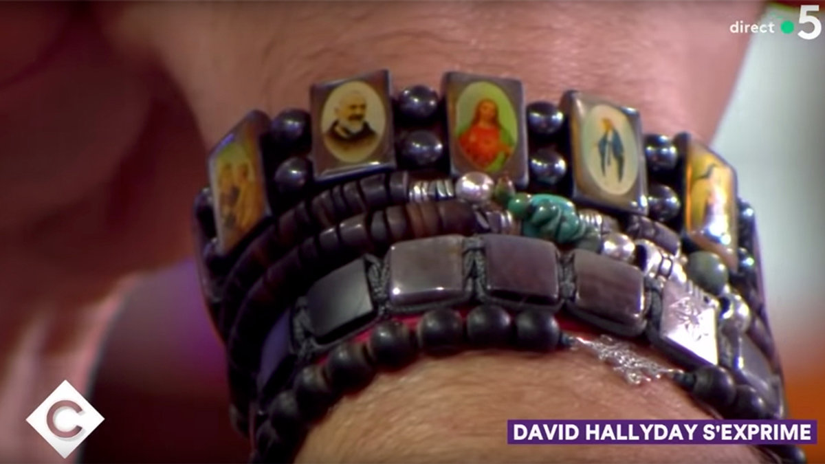 DAVID HALLYDAY