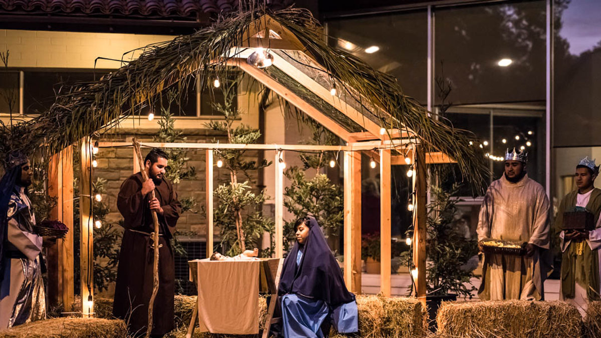 LIVE NATIVITY SCENE
