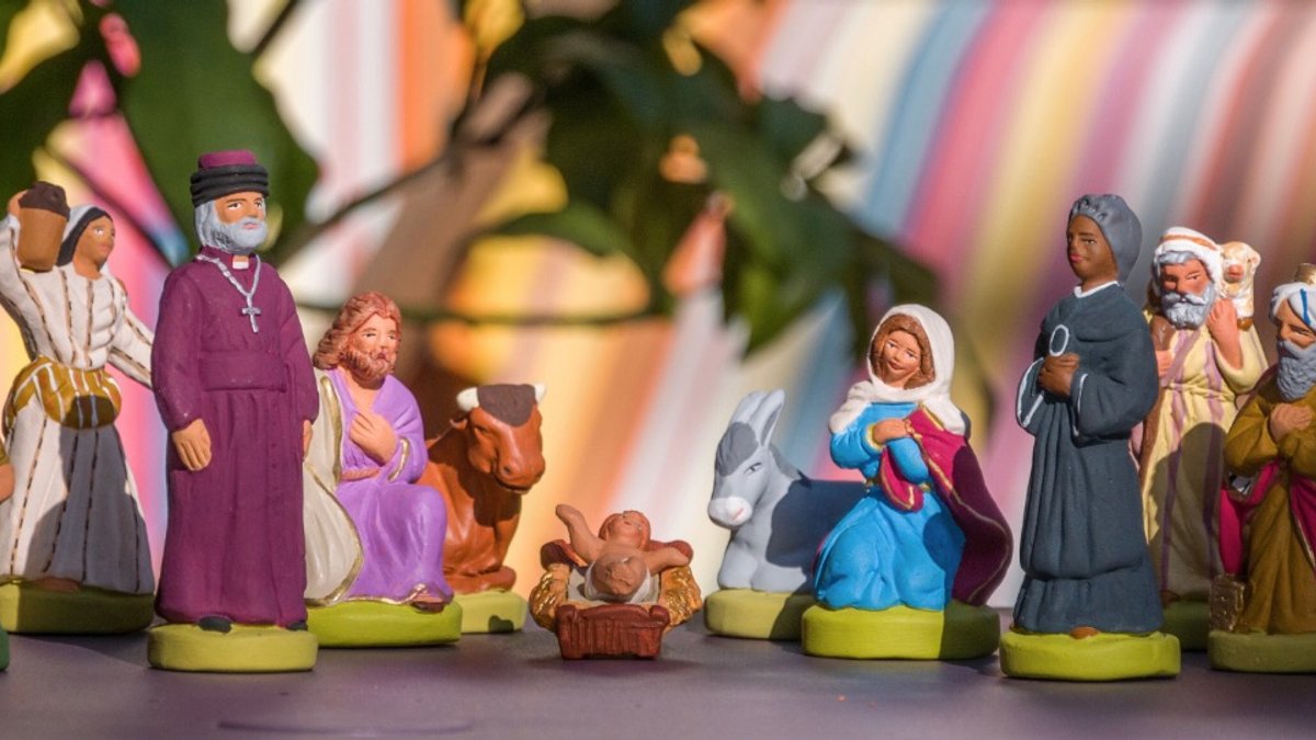 NATIVITY SCENE