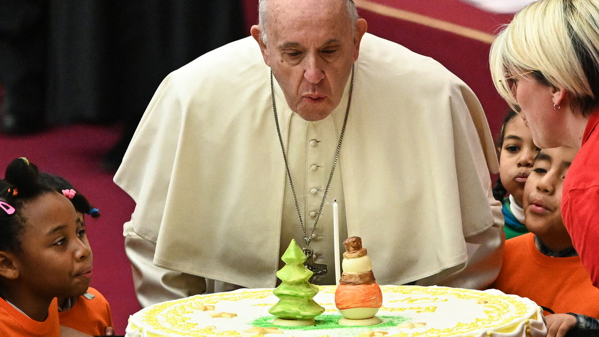 VATICAN-POPE-AUDIENCE-CHILDREN-SANTA MARTA