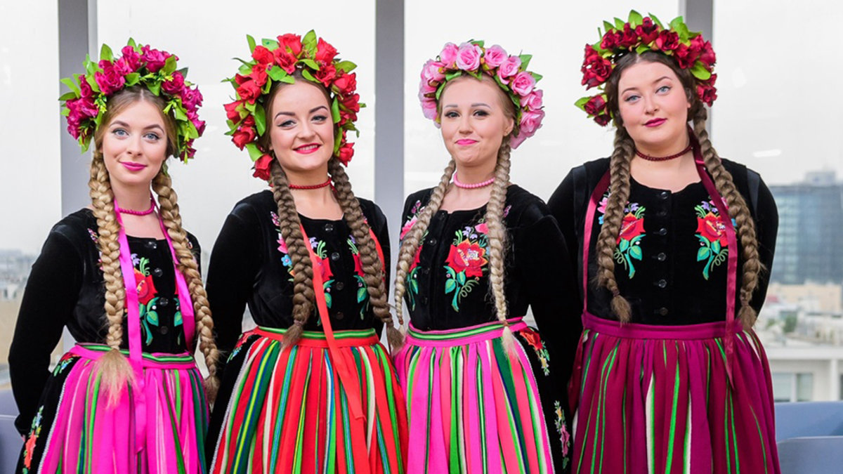 ZESPÓŁ TULIA ZAŚPIEWA HYMN STANÓW ZJEDNOCZONYCH