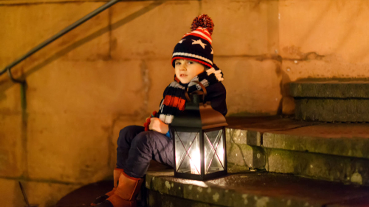 BAMBINO, LANTERNA, NATALE
